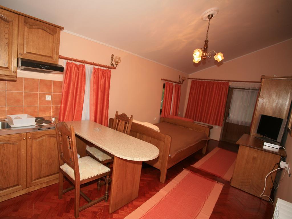 Apartments Vrata Baranje Bilje Pokoj fotografie